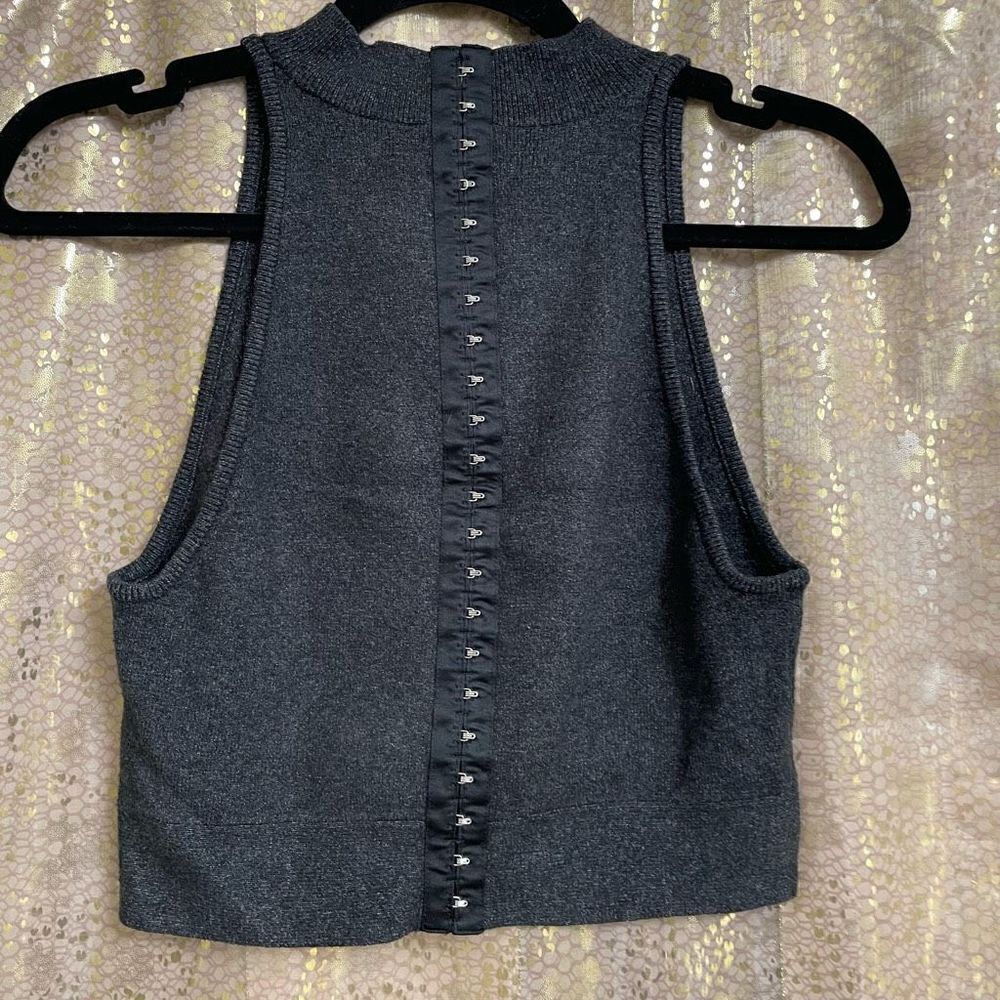 Victorias Secret Dark Gray Cropped Sleeveless Hook Eye Open Back Top Medium